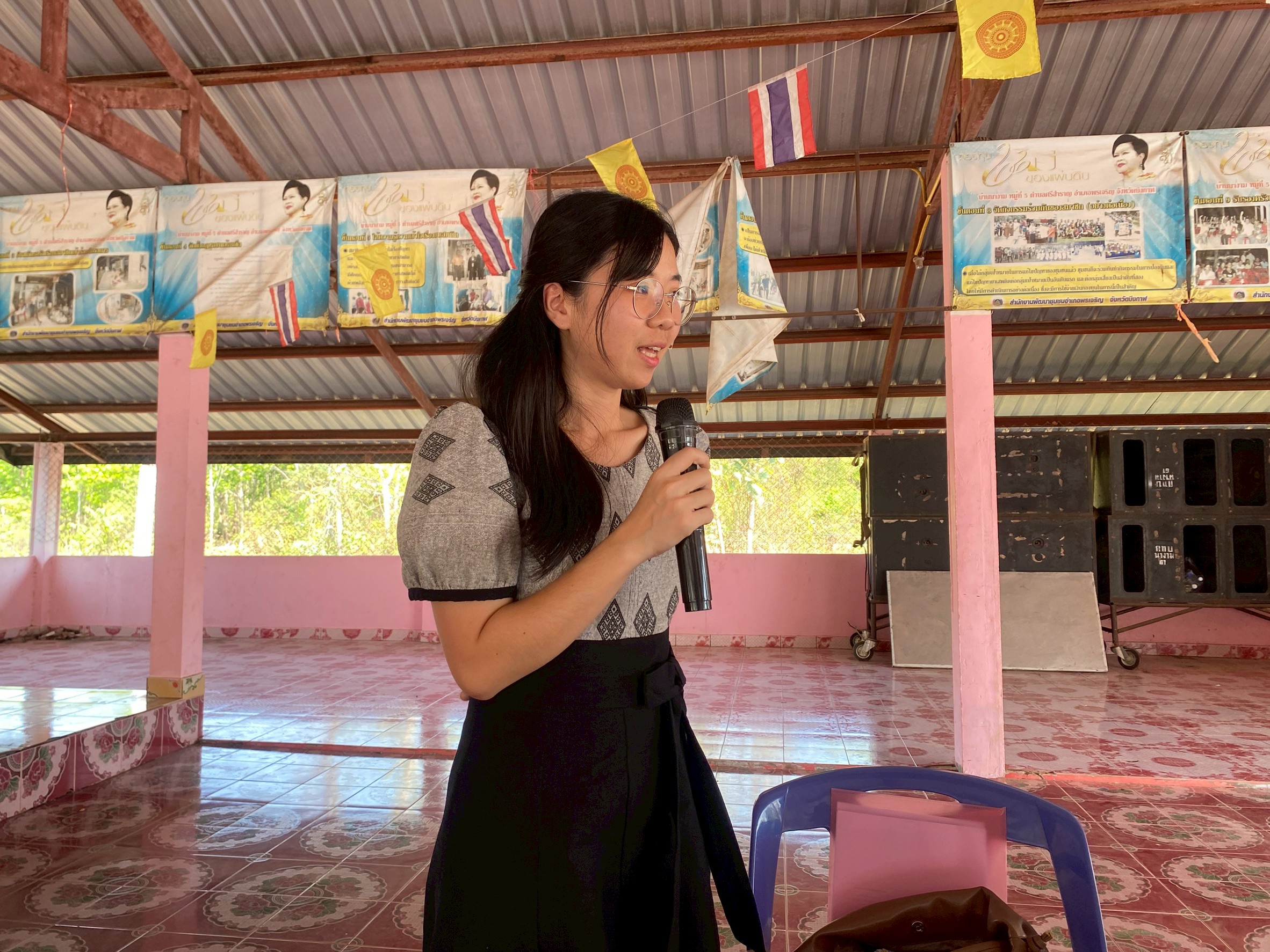 สพอ.พรเจริญ : ลงพื้นที่ตรวจสอบและทบทวนข้อมูลความจำเป็นพื้นฐาน (จปฐ.) ระดับตำบล